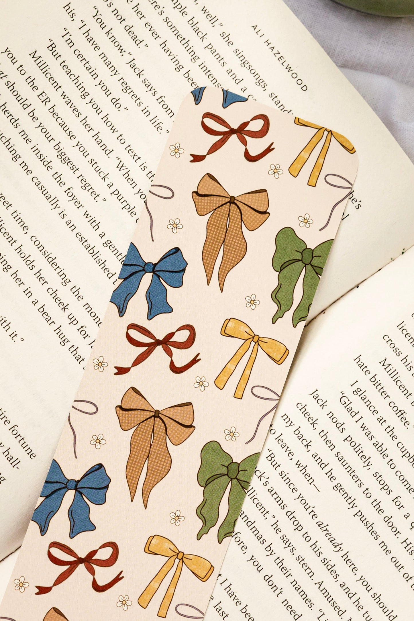 Vintage Ribbons Bookmark