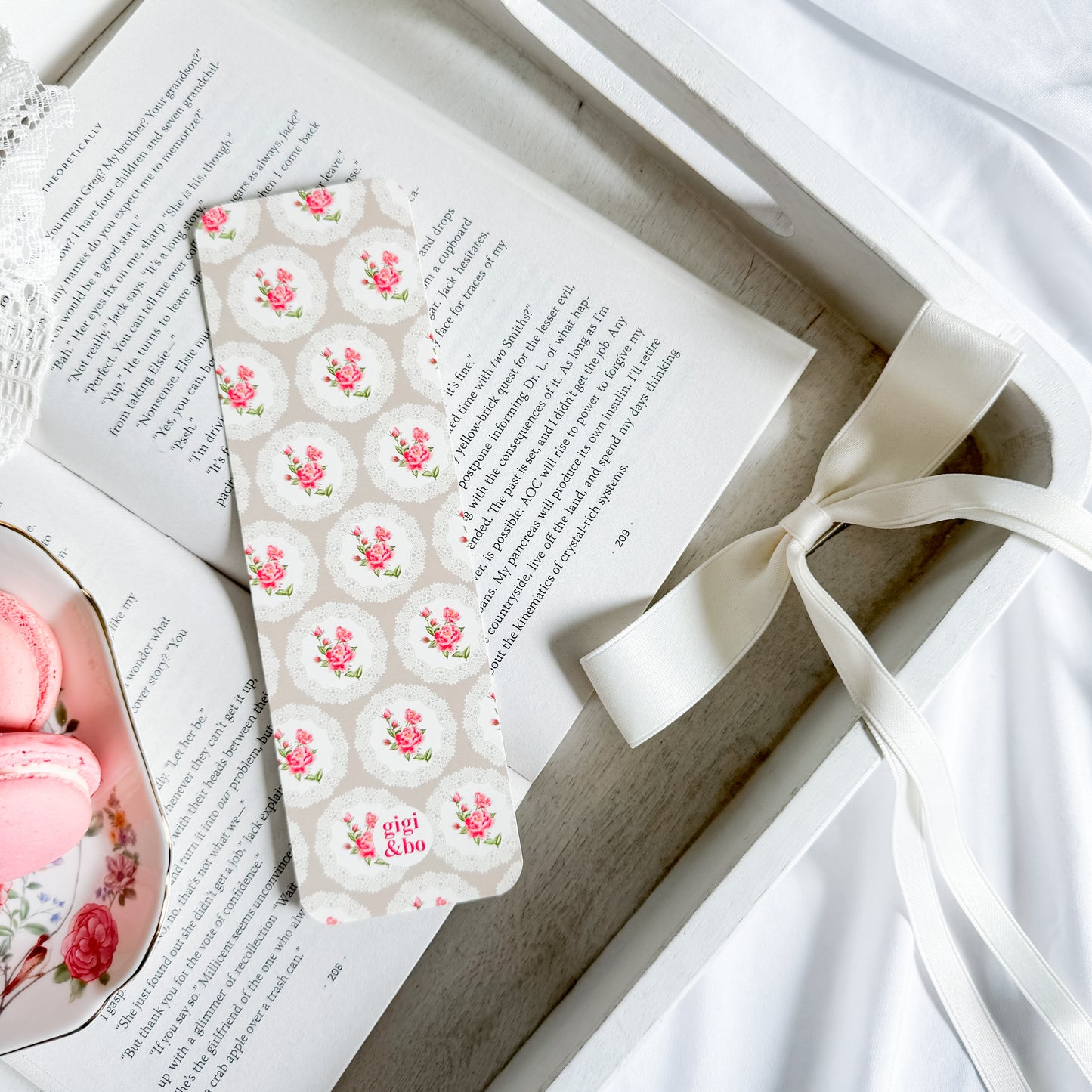 Coquette Wallpaper Bookmark