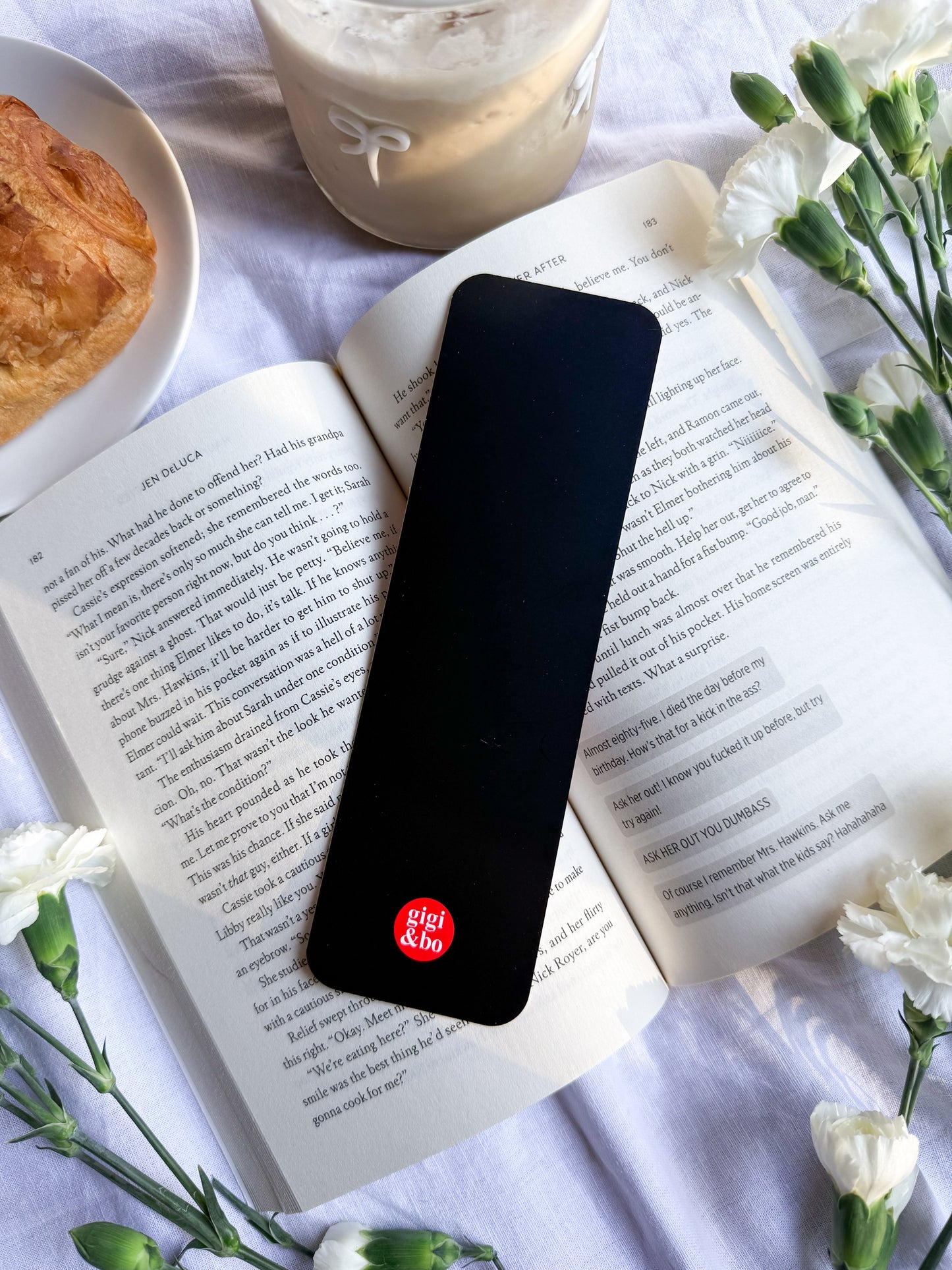 Reader Things Bookmark