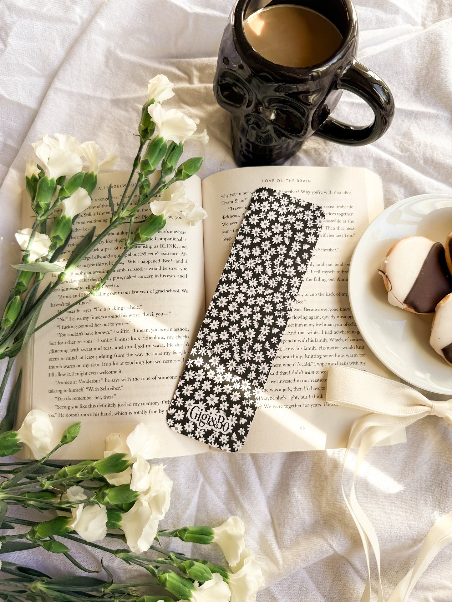 Dark Daisies Bookmark