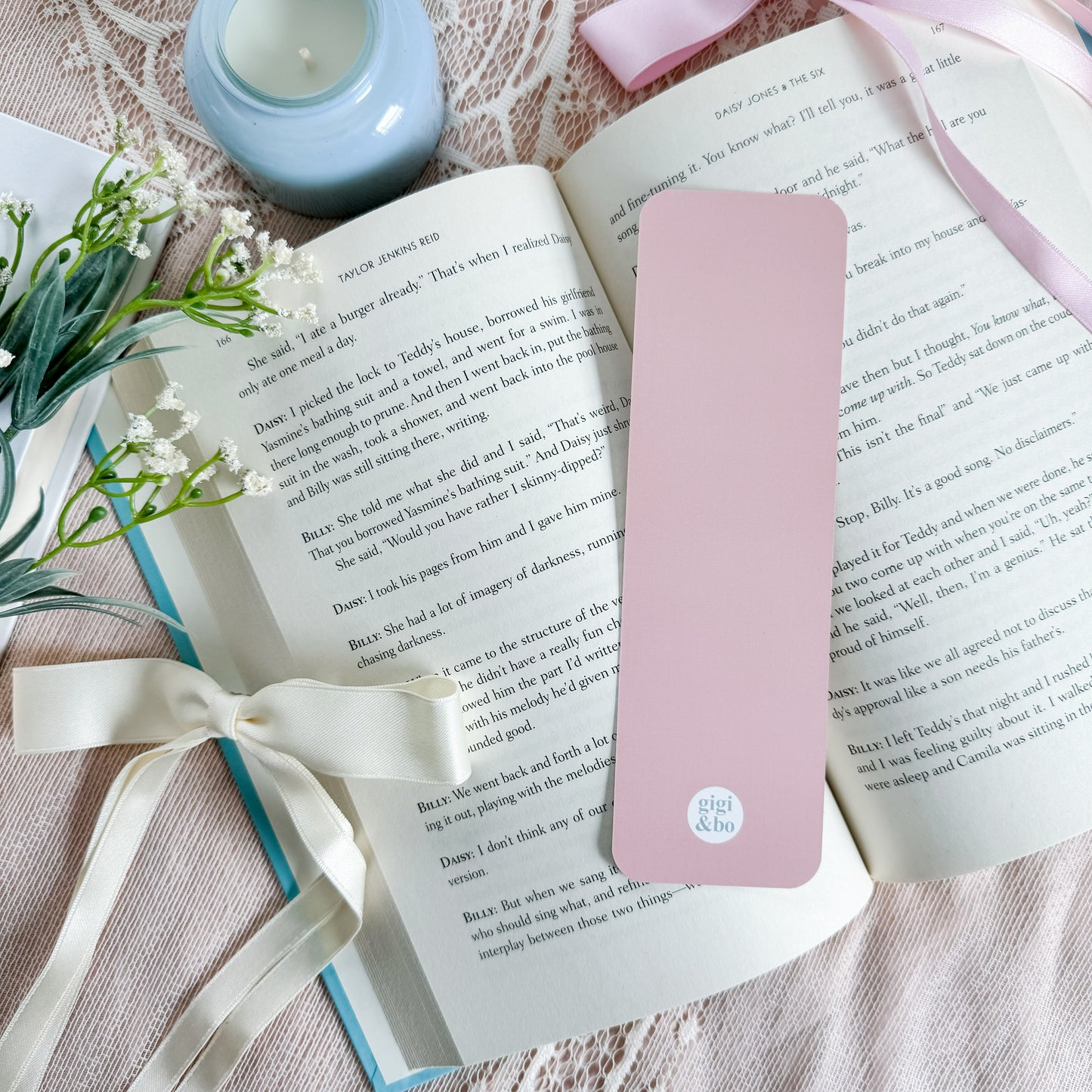 Coquette Bows Bookmark
