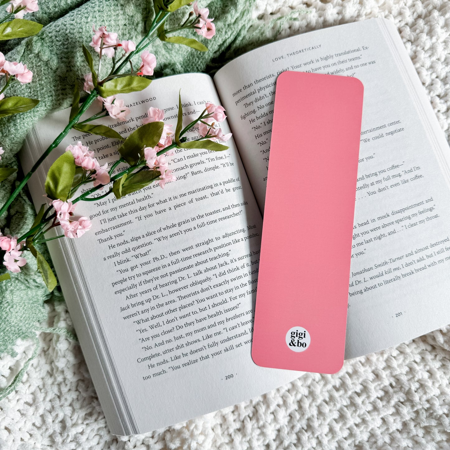 Retro Romance Bookmark