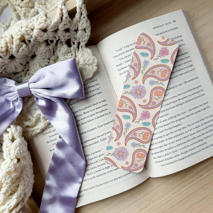 Pretty Paisley Bookmark