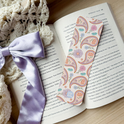 Pretty Paisley Bookmark