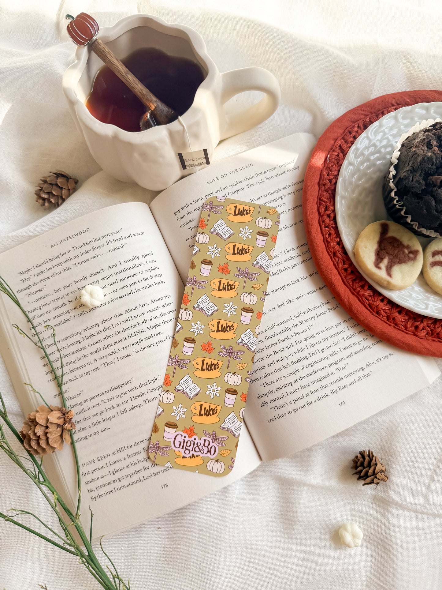 Reading at Luke's Bookmark