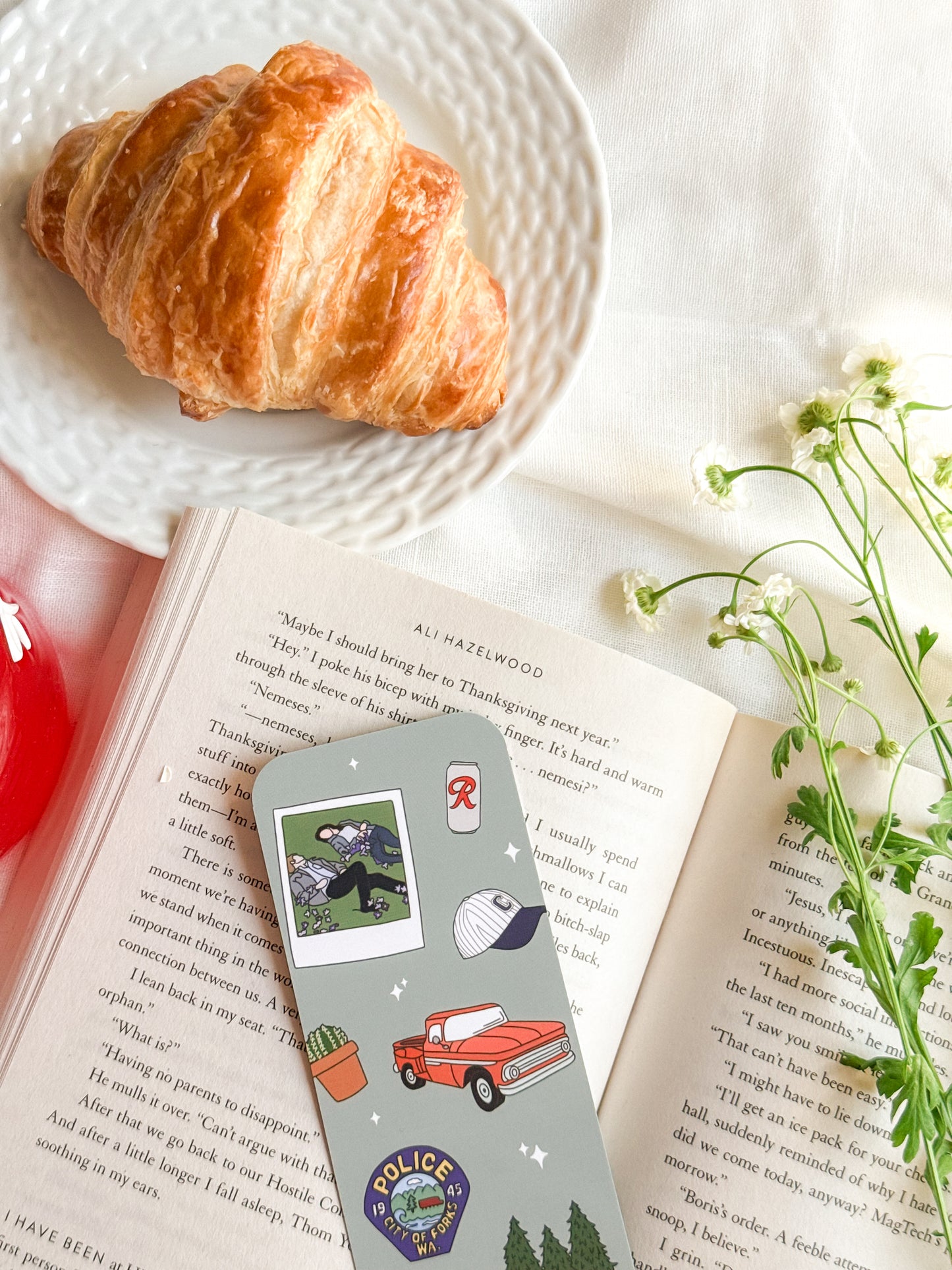 Hoa Hoa Season Bookmark
