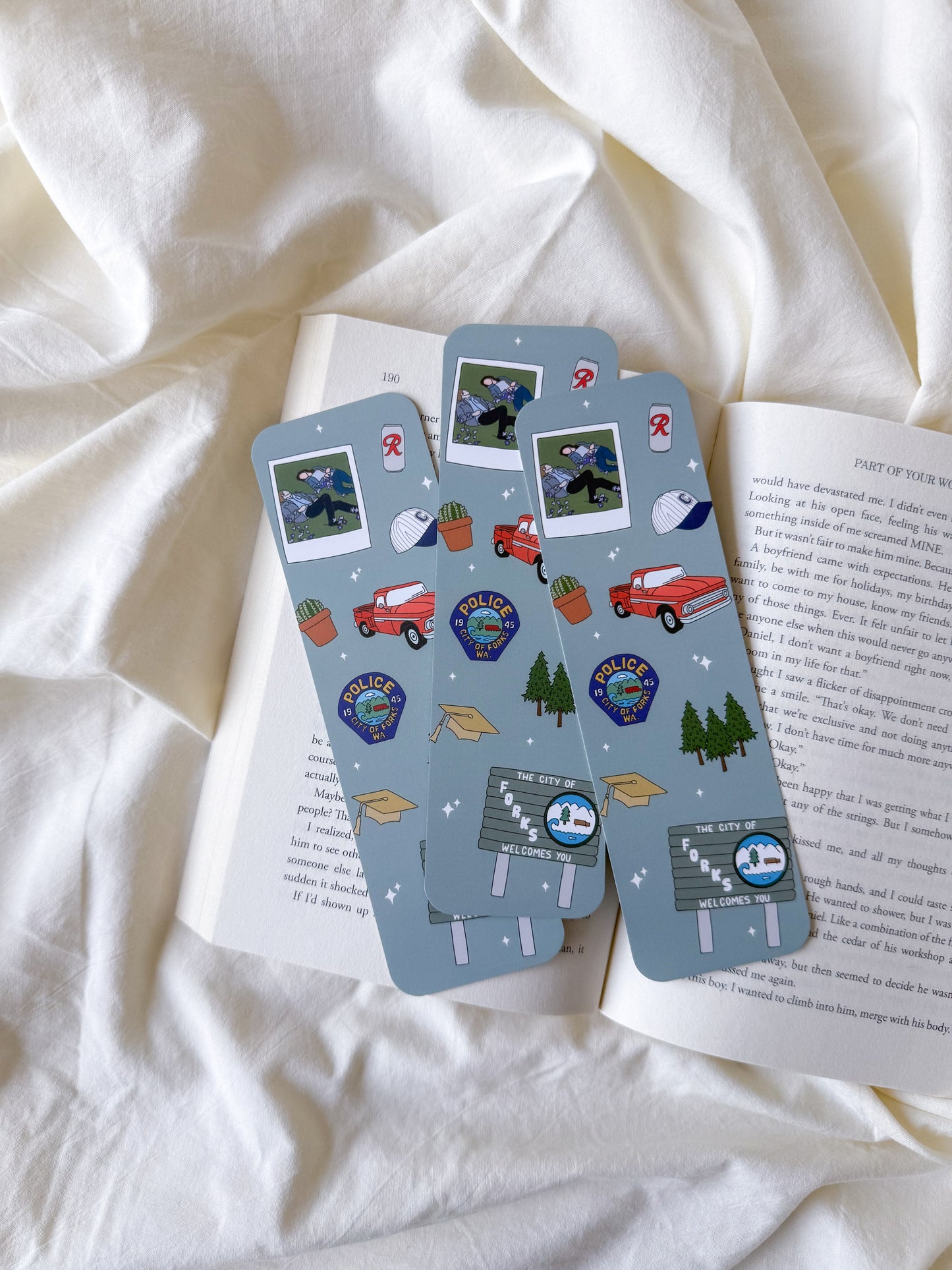 Hoa Hoa Season Bookmark