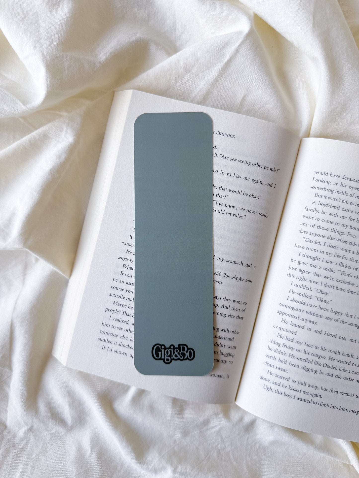 Hoa Hoa Season Bookmark