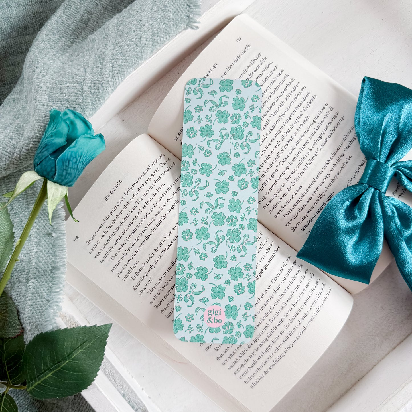 Clovers & Bows Bookmark